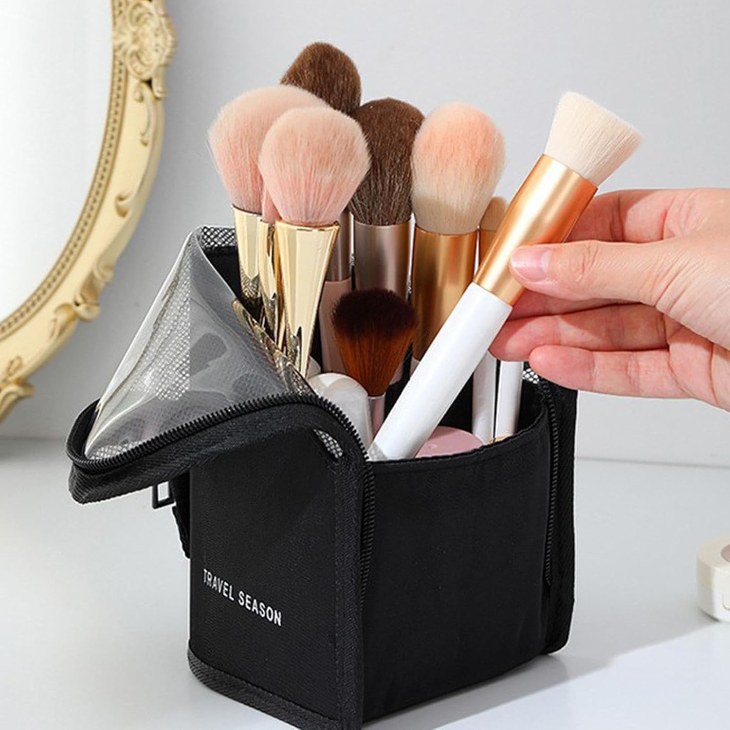 Makeup Brush Travel Case Stand Up, High Capacity Makeup Organizer - Image 3