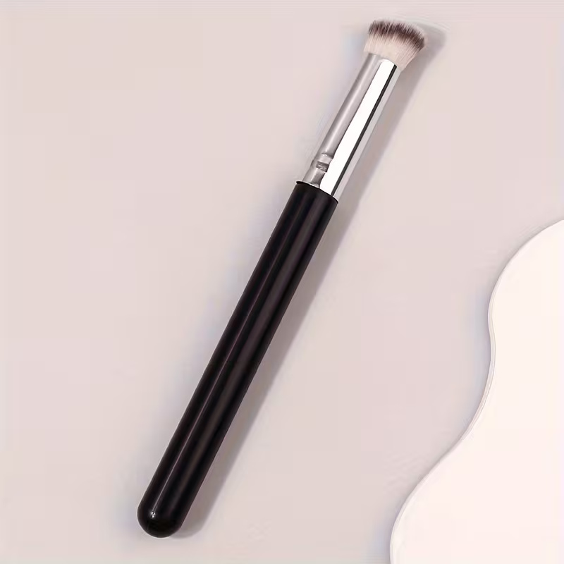 1pc Concealer Brush, High-Quality Nose Contour Silver/Black